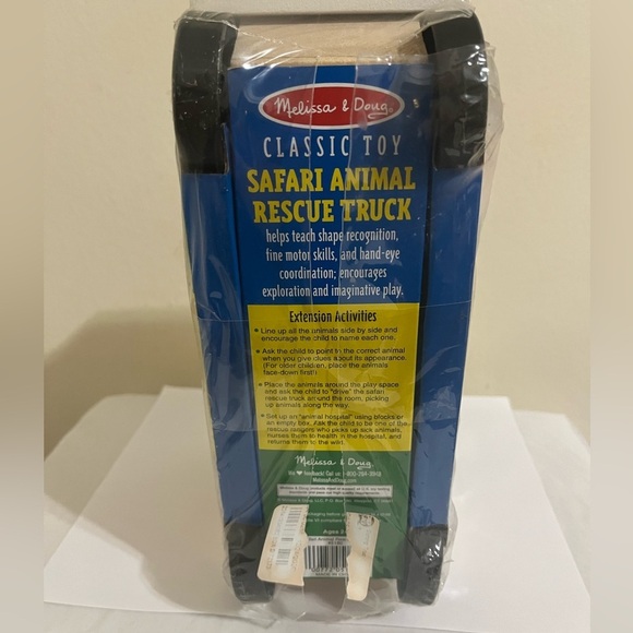 Melissa and Doug Wooden Safari Animal Truck - Picture 5 of 5